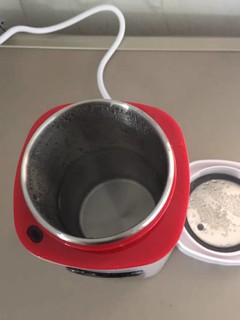 便携式养生壶，最关键的是能当水杯用。