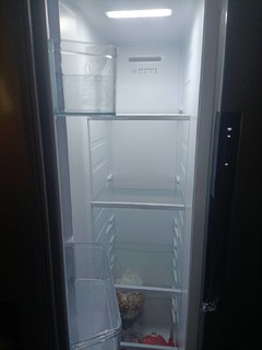 这冰箱还算行吧