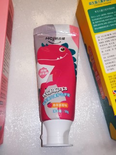 皓齿健果味牙膏，让孩子喜欢上刷牙！