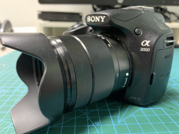 索尼a3000