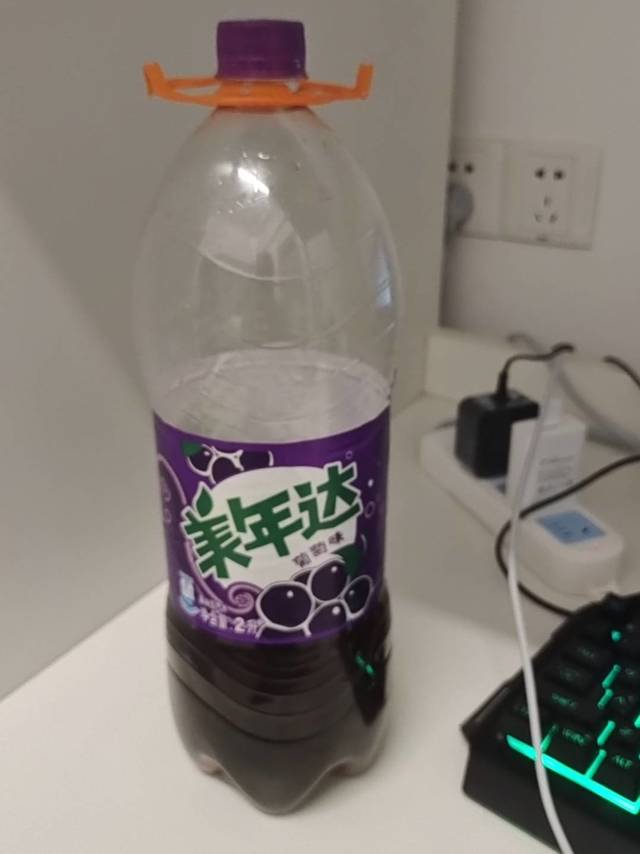 葡萄口味的碳酸饮料芬达