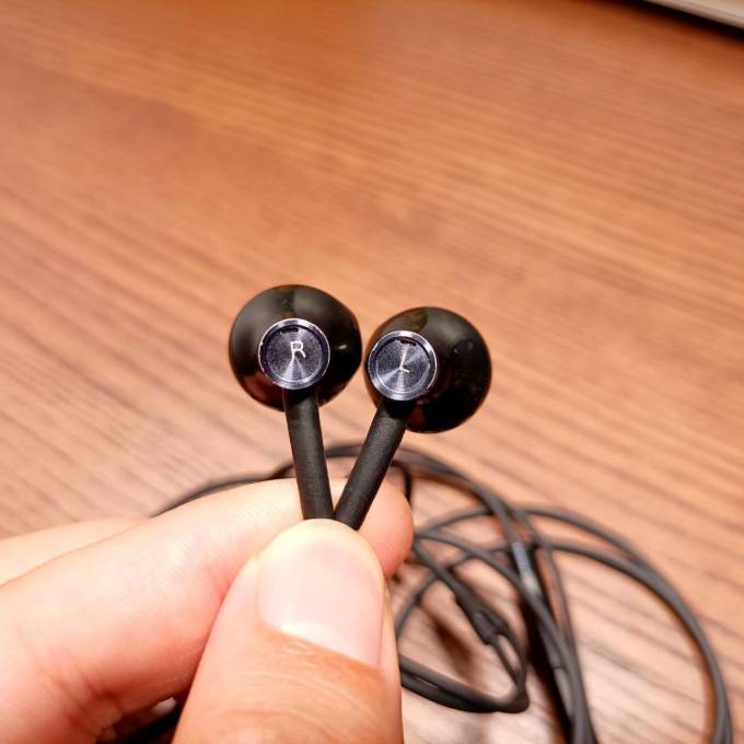 小米耳塞式耳机