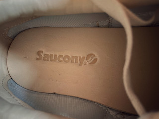 Saucony Jazz 81植鞣革