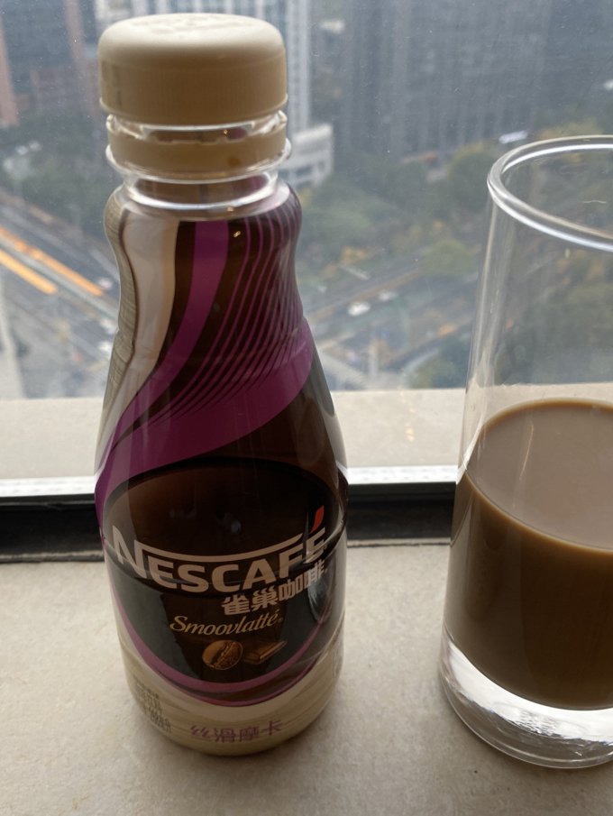 雀巢咖啡丝滑摩卡