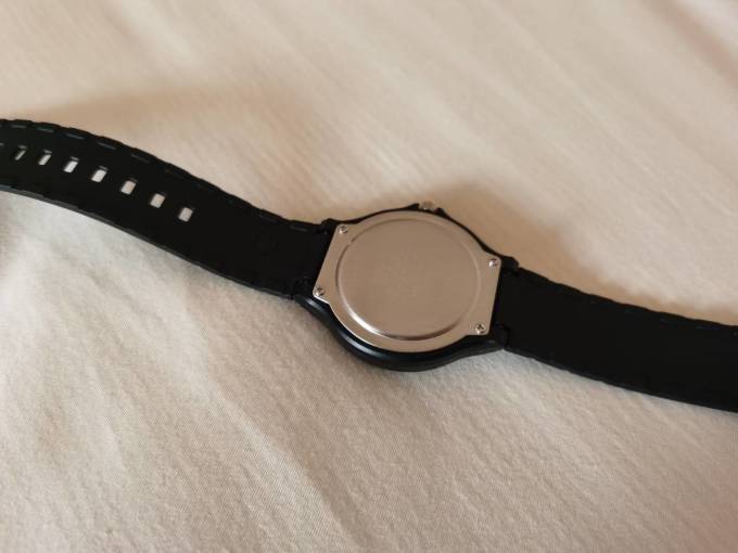 卡西欧 百元指针表 mw240