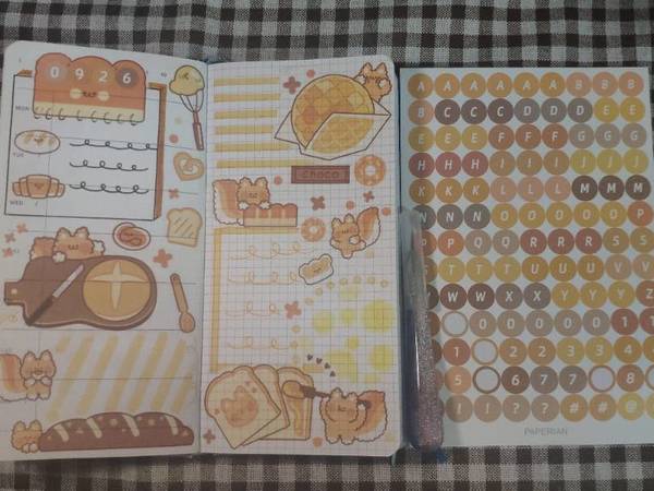 infeelme胶带排版