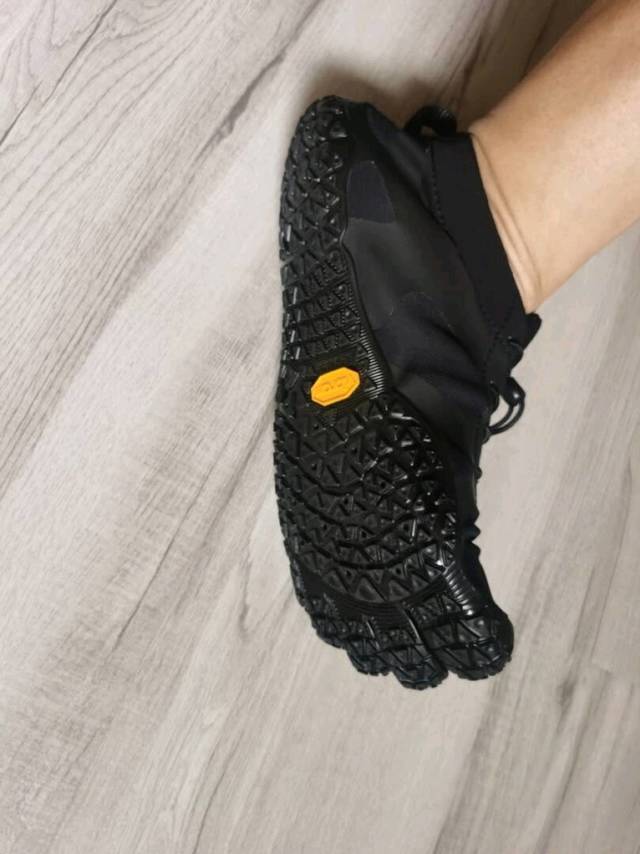 Vibram五指鞋