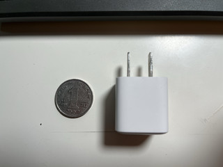 Anker nano 20W PD充电器