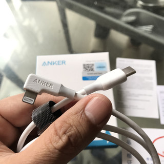 Anker 弯头mfi苹果数据线