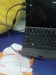 4块钱买的usb hub,还带供电口。