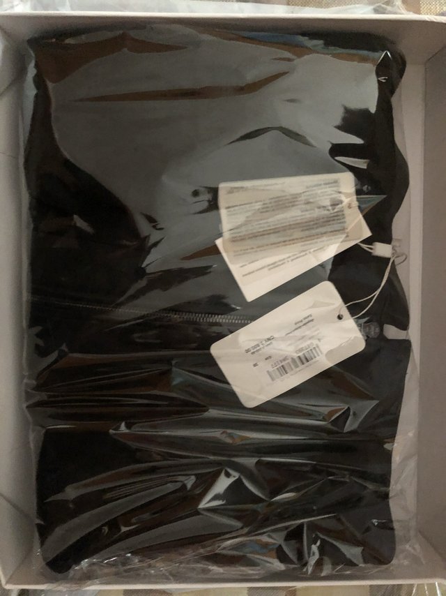 hugo boss皮夹到手