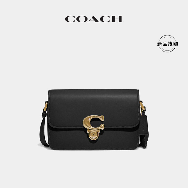 Coach新上架Studio Bag，会是下一个爆款吗？