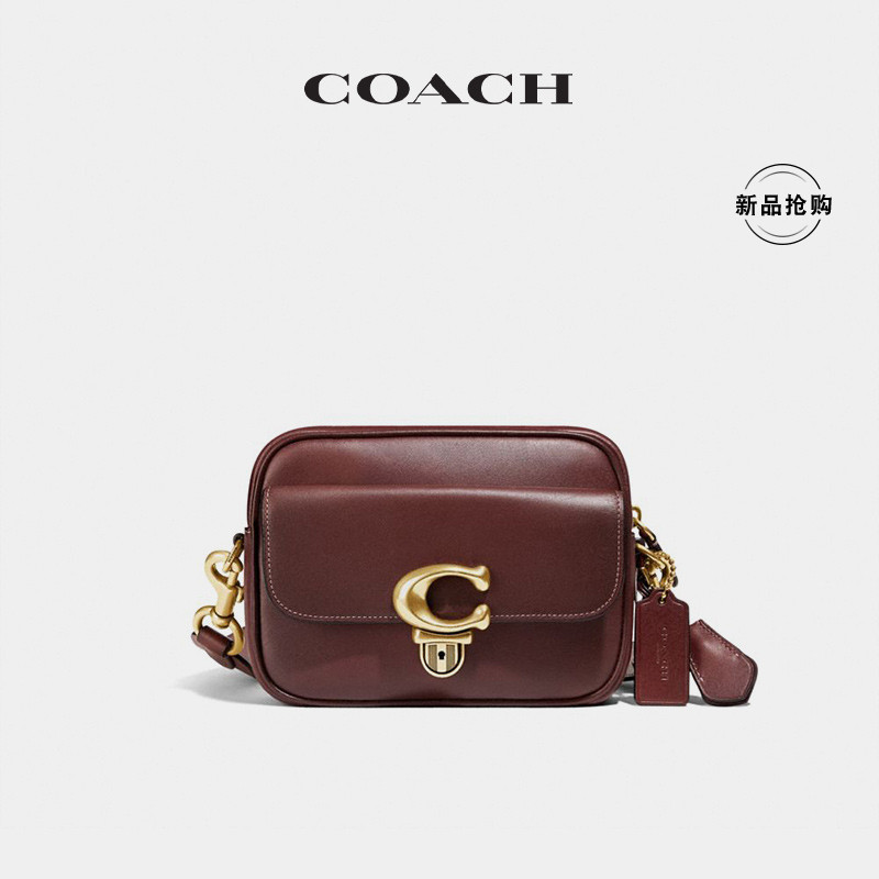 Coach新上架Studio Bag，会是下一个爆款吗？