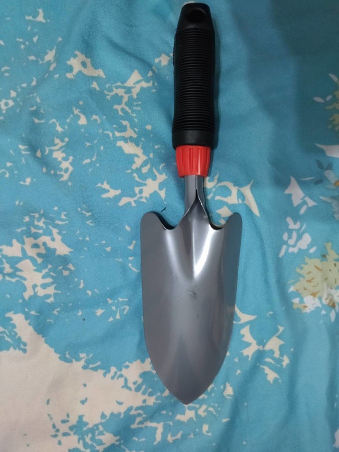 亚特铲子