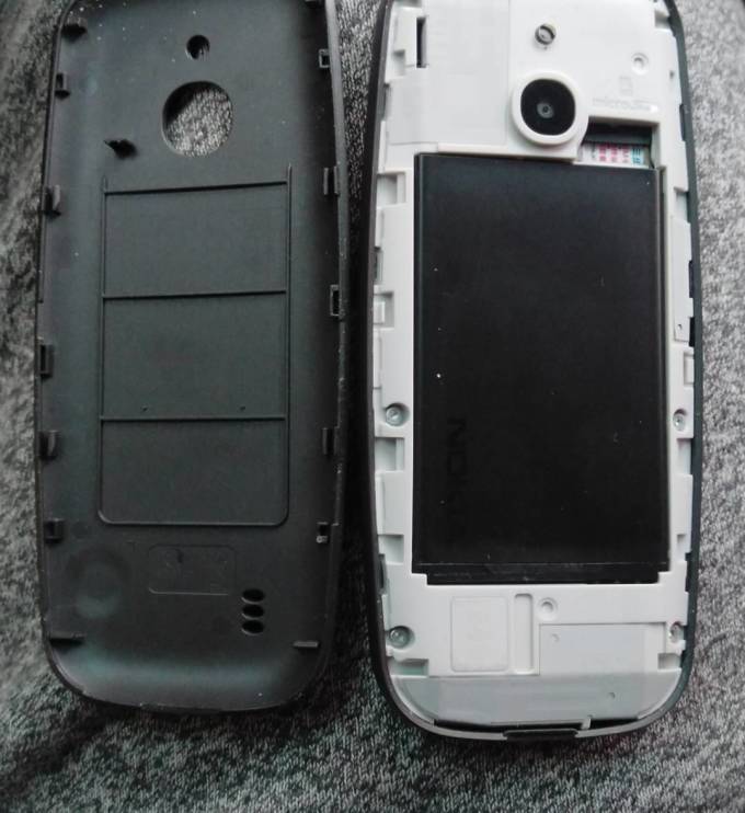 为情怀买单—闲鱼购买诺基亚3310复刻版