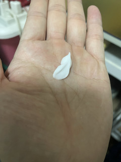 这款身体乳用了挺油的