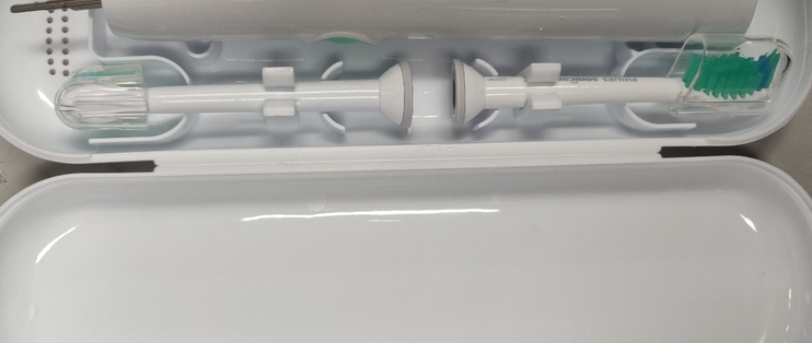 [电动牙刷]胖弟弟的第一款电动牙刷之飞利浦HX6512