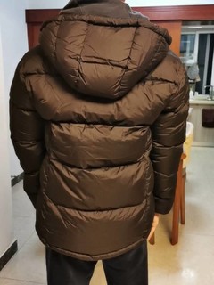 黑冰 新款F8905 城市休闲连帽羽绒服