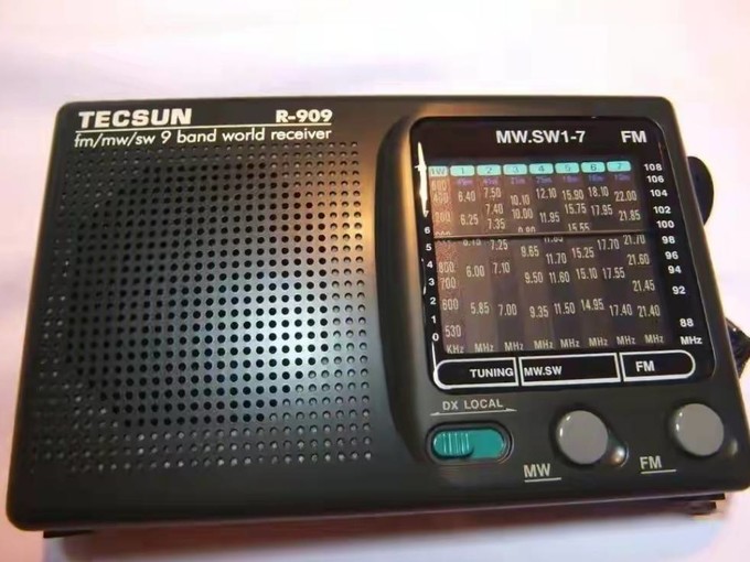 德生收音机