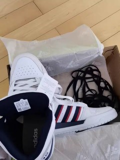 保暖冬天的adidas