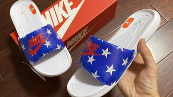 反季好价Nike Victori One Slide Print运动拖