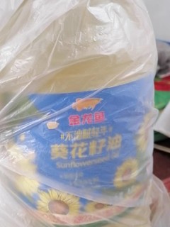 金龙鱼葵花籽油，好看又好吃，不错