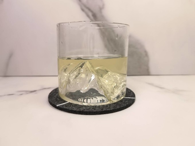 玻璃杯