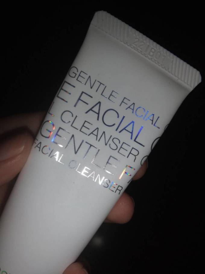 柳丝木洗面奶超级好用