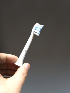 好用的钻石牙刷头，让你的牙齿更洁白