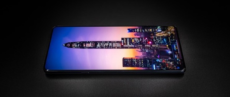 moto edge X30 屏下版亮相：首发6000万像素屏下前摄_手机_什么值得买