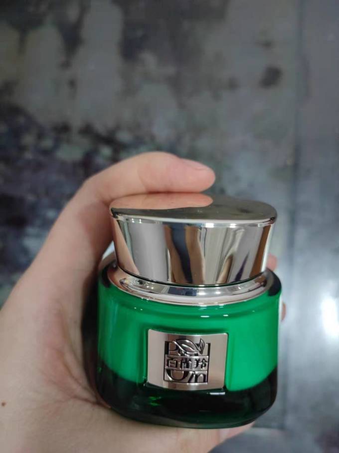 百雀羚面霜怎么样好用吗 我心目中的国货之光—百雀羚淡纹帧颜霜_什么