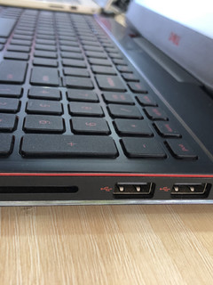 小翻车2500元收的dell g3断轴了