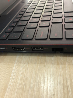 小翻车2500元收的dell g3断轴了