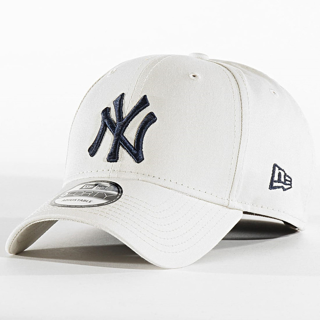 New York Yankees Old English Logo MLB Vintage Beige/Blue Snapback ...