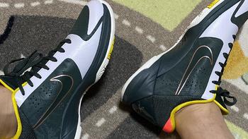 我的第N双鞋 篇一百三十：致科比致经典！Nike Zoom Kobe V Protro EYBL 
