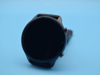 被颜值征服，Amazfit GTR 2e