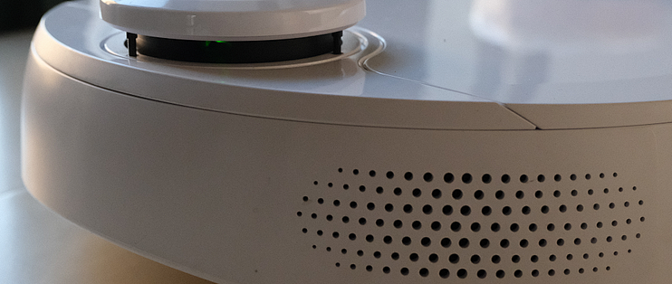 云科技产品 是真好用还是智商税产品?云鲸J2扫地机器人深度评测来了