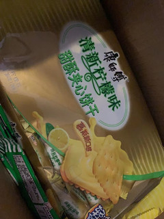 康师傅清新柠檬夹心饼干