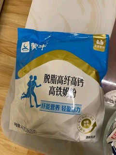 蒙牛脱脂成人奶粉