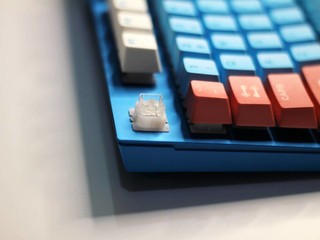 个性高颜值：美商海盗船碧蓝之海游戏键盘