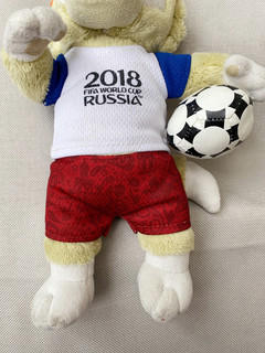 我的解压玩偶：世界杯吉祥物扎比瓦卡小狼～