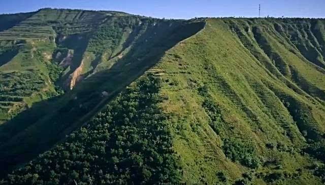 场面震撼！汉文帝霸陵确定，出土文物1500余件  