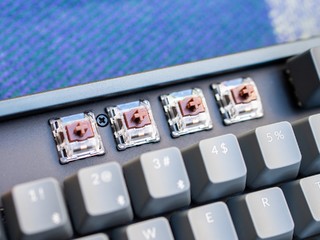 京造K8蓝牙双模机械键盘-金属边框RGB