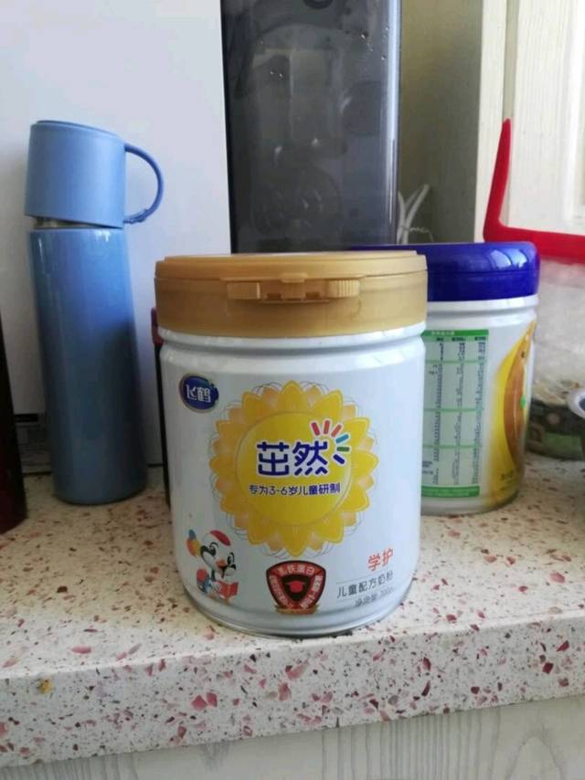 飞鹤茁然茁护系列儿童配方奶粉