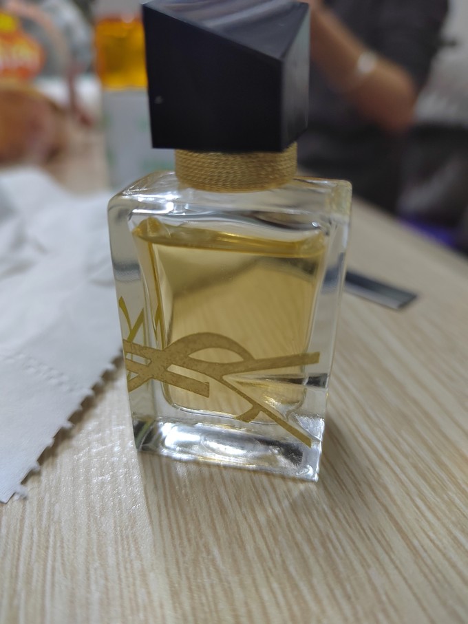 圣罗兰中性香水