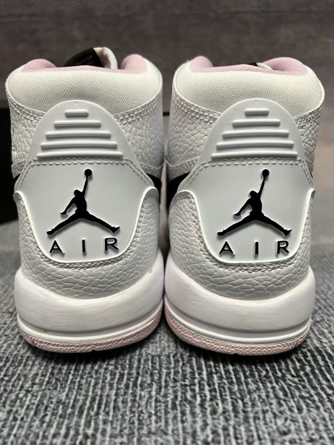 aj312樱花粉性价比好鞋推荐