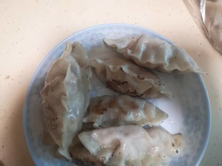 早餐吃什么？煎饺来一套