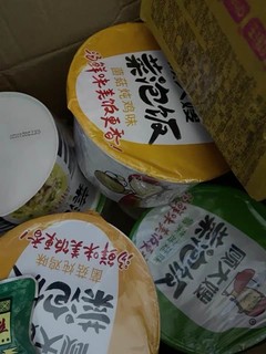 海底捞拌饭太贵了，我选择顾大嫂泡饭哦