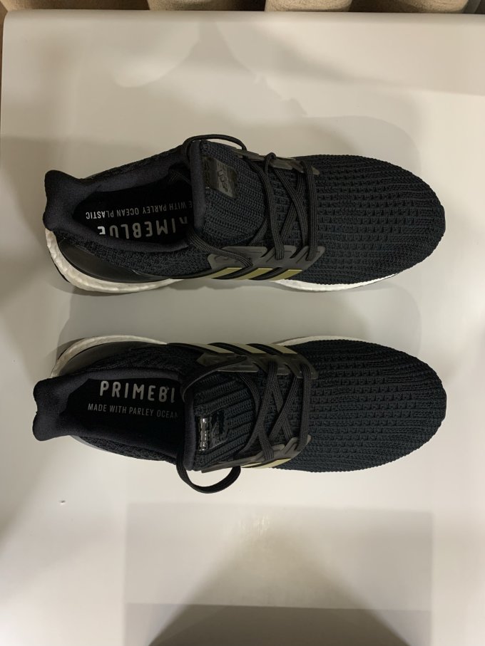 阿迪达斯跑鞋怎么样 脚感出色包裹性强弹性十足的ub4.0_什么值得买