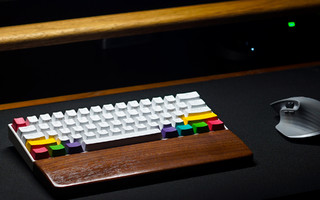 Anne Pro2键盘，高颜值键盘巅峰